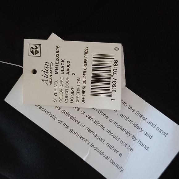 NWT Aidan by Aidan Mattox Off Shoulder Crepe Shear Mini Dress Black, Size 2 - Picture 5 of 6
